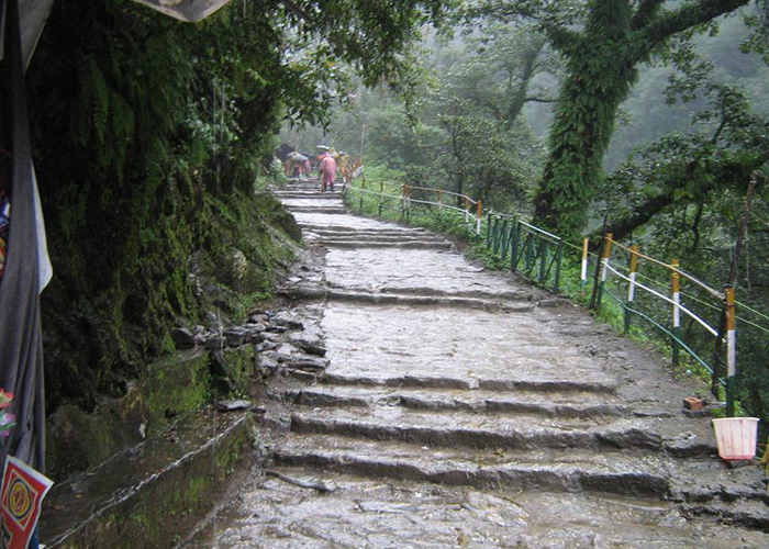 https://d3r8gwkgo0io6y.cloudfront.net/upload/OC/India-chardham-kedarnath-14.jpg