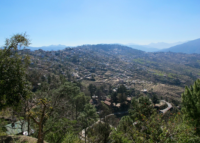 https://d3r8gwkgo0io6y.cloudfront.net/upload/OC/India-chardham-sayanachatti-3.jpg