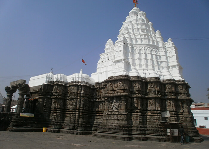 https://d3r8gwkgo0io6y.cloudfront.net/upload/OE/India-maharashtra-Aurangabad-Aundha-Nagnath-Temple-1.jpg