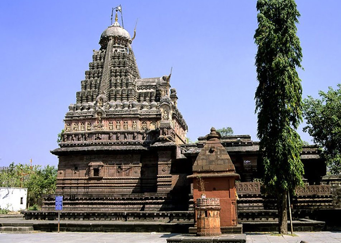 https://d3r8gwkgo0io6y.cloudfront.net/upload/OE/India-maharashtra-Aurangabad-grishneshwar-temple-1.jpg