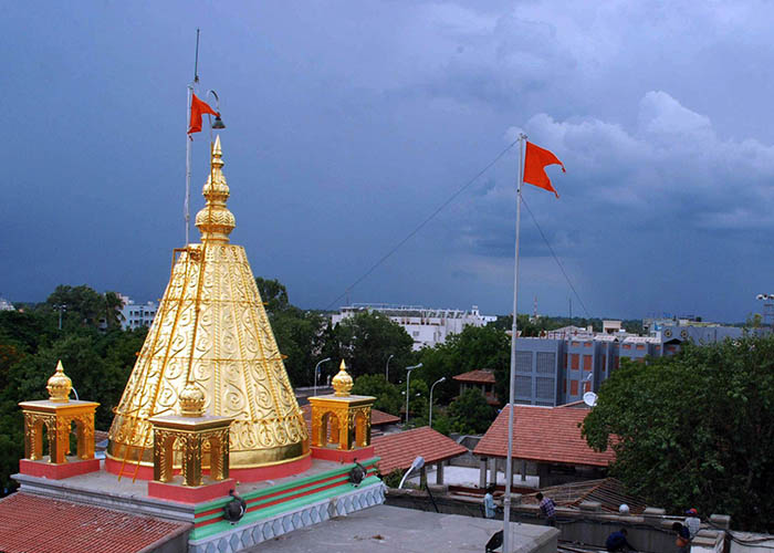 https://d3r8gwkgo0io6y.cloudfront.net/upload/OE/India-maharashtra-Aurangabad-shirdi-sai-temple-1.jpg