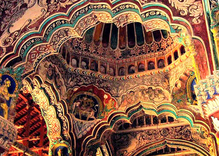 https://d3r8gwkgo0io6y.cloudfront.net/upload/OI/India-south-india-tamil-nadu-Thanjavur-Maratha-Palace-1.jpg