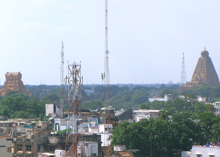 https://d3r8gwkgo0io6y.cloudfront.net/upload/OI/India-south-india-tamil-nadu-Thanjavur-city-view-1.jpg