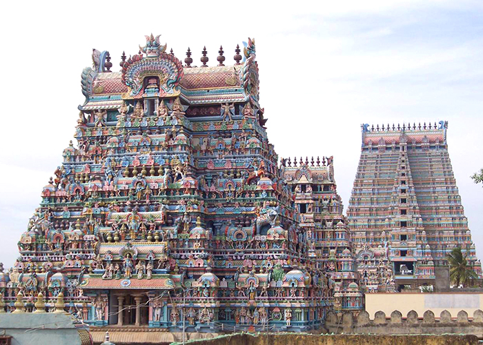 https://d3r8gwkgo0io6y.cloudfront.net/upload/OI/India-south-india-tamil-nadu-trichy-srirangam-temple-1.jpg