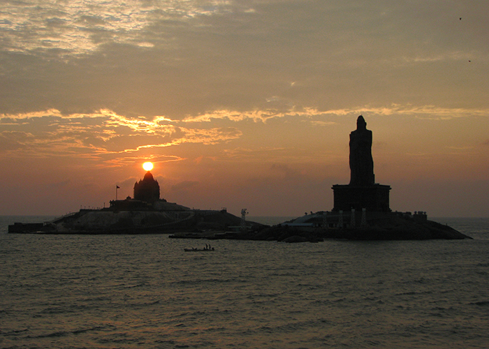 https://d3r8gwkgo0io6y.cloudfront.net/upload/OX/India-south-india-tamil-nadu-kanyakumari-sunset-1.jpg