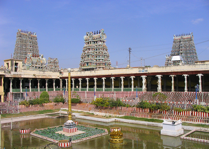 https://d3r8gwkgo0io6y.cloudfront.net/upload/OX/India-south-india-tamil-nadu-madurai-meenakshi-temple-1.jpg