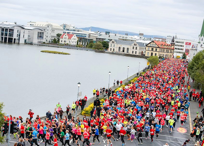 https://d3r8gwkgo0io6y.cloudfront.net/upload/PC/iceland-reykjavik--city-view-4.jpg
