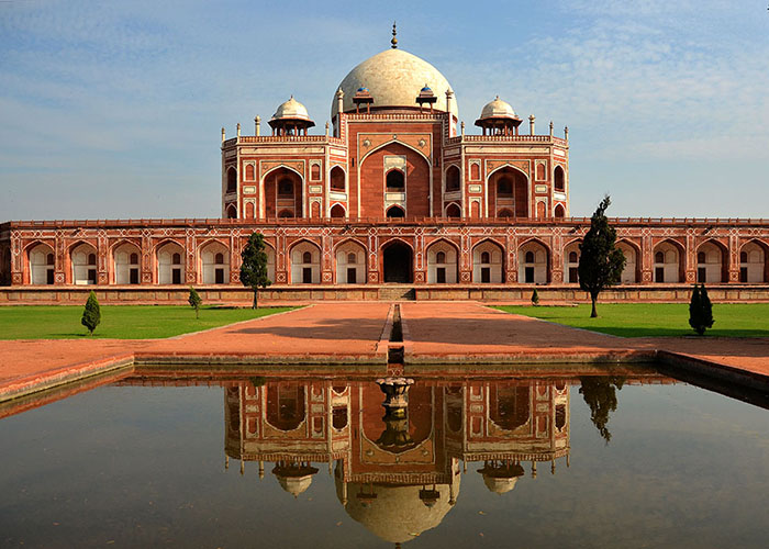 https://d3r8gwkgo0io6y.cloudfront.net/upload/R8/India-delhi-humayum-tomb.jpg