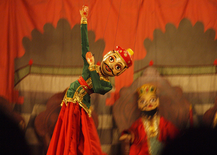 https://d3r8gwkgo0io6y.cloudfront.net/upload/RA/India-rajasthan-jaisalmer-puppet-show-1.jpg