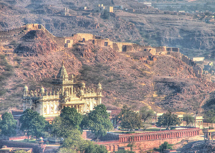 https://d3r8gwkgo0io6y.cloudfront.net/upload/RA/India-rajasthan-jodhpur-Jaswant-Thada.jpg