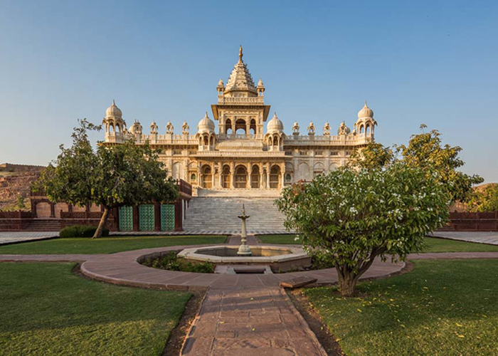 https://d3r8gwkgo0io6y.cloudfront.net/upload/RA/India-rajasthan-jodhpur-jaswant-thada-1.jpg