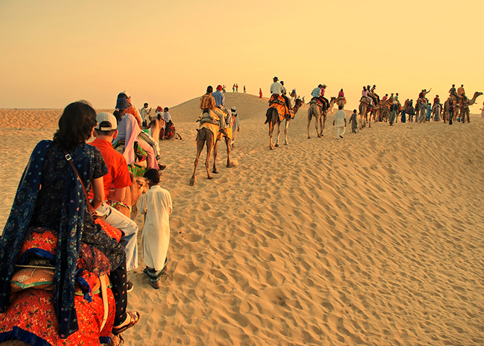 https://d3r8gwkgo0io6y.cloudfront.net/upload/RC/India-rajasthan-jaisalmer-sand-dunes-camel-ride.jpg