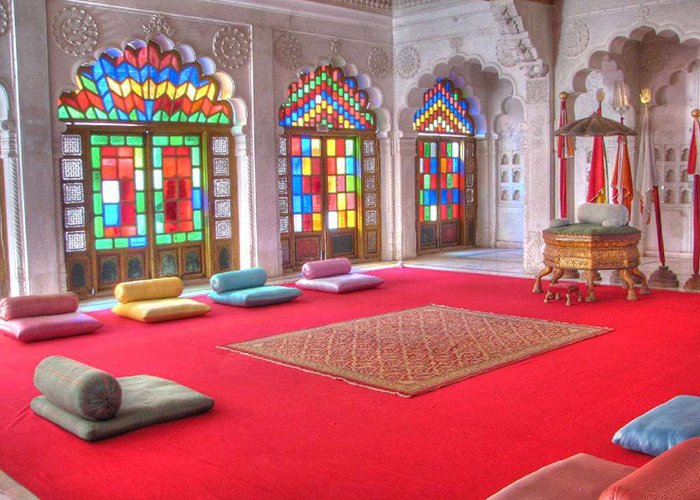 https://d3r8gwkgo0io6y.cloudfront.net/upload/RD/India-rajasthan-jodhpur-Mehrangarh-Fort-phool-mahal-Palace.jpg