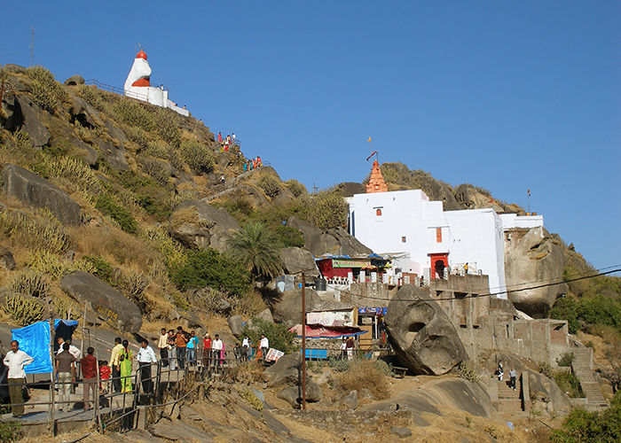 https://d3r8gwkgo0io6y.cloudfront.net/upload/RD/India-rajasthan-mount-abu-guru-shikhar.jpg