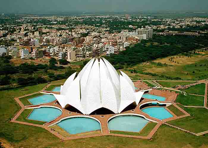 https://d3r8gwkgo0io6y.cloudfront.net/upload/RH/india-delhi-lotus-temple-1.jpg