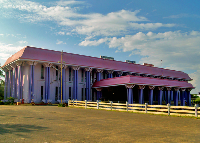 https://d3r8gwkgo0io6y.cloudfront.net/upload/S6/kanyakumari-railway-station.jpg
