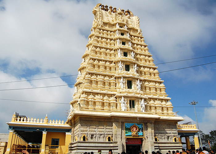 https://d3r8gwkgo0io6y.cloudfront.net/upload/S8/India-south-india-karnataka-mysore-Chamundeshwari-Temple-1.jpg