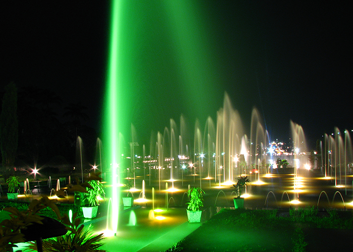 https://d3r8gwkgo0io6y.cloudfront.net/upload/S8/India-south-india-karnataka-mysore-brindavan-garden-2.jpg