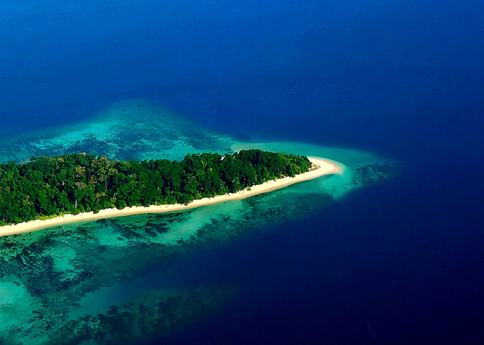 https://d3r8gwkgo0io6y.cloudfront.net/upload/SY/india-andaman-gozer-jolly-buoy-1.jpg
