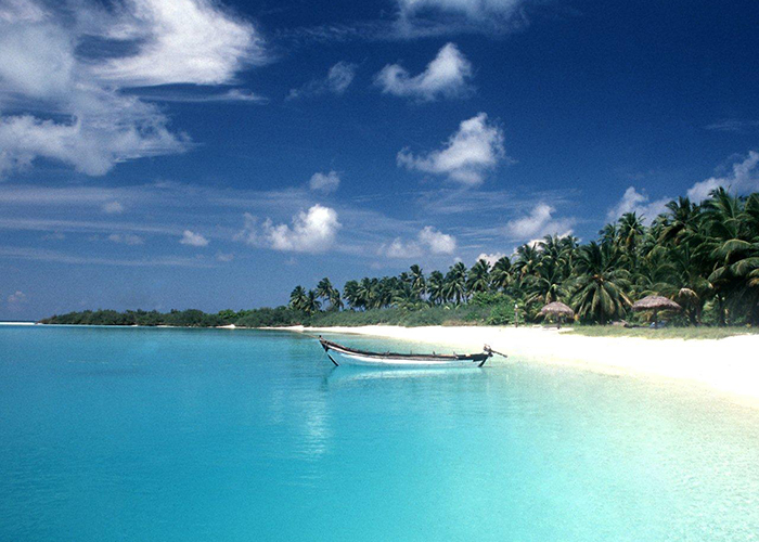 https://d3r8gwkgo0io6y.cloudfront.net/upload/SZ/india-andaman-havelock-elephant-beach2.jpg