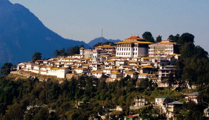 https://d3r8gwkgo0io6y.cloudfront.net/upload/Tawang-Monstery-720x415.jpg