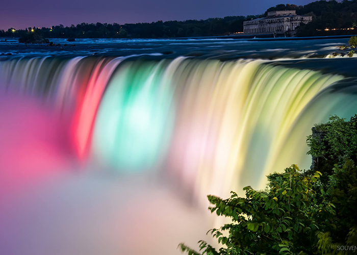 https://d3r8gwkgo0io6y.cloudfront.net/upload/U3/USA-Niagara-Falls-illumination-5.jpg