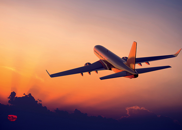 https://d3r8gwkgo0io6y.cloudfront.net/upload/U3/airplane-return-home-sunset.jpg