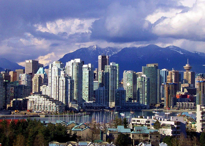 https://d3r8gwkgo0io6y.cloudfront.net/upload/UA/US-America-Alaska-vancouver-2.jpg