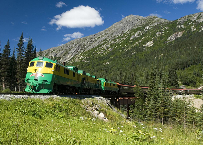 https://d3r8gwkgo0io6y.cloudfront.net/upload/UD/US-America-Alaska-skagway-rail-4.jpg