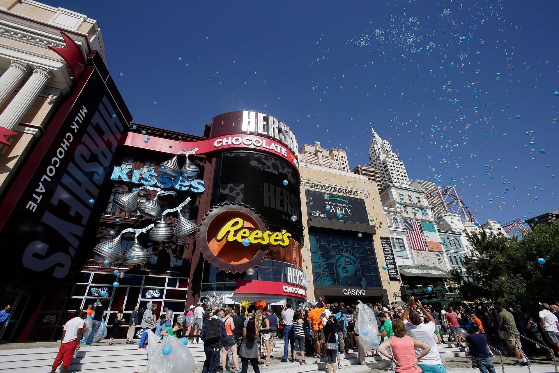 https://d3r8gwkgo0io6y.cloudfront.net/upload/UE/USA-washington-hersheys-chocoalet-world-4.jpg