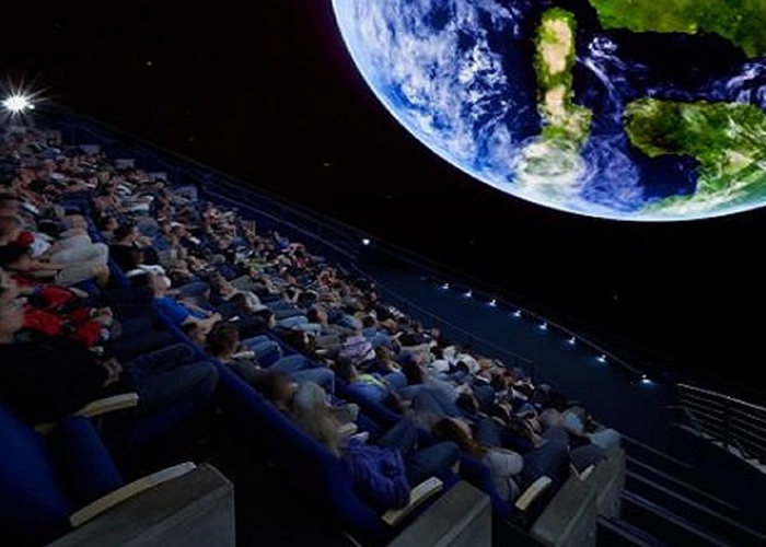 https://d3r8gwkgo0io6y.cloudfront.net/upload/US/USA-california-acadamy-science-planetarium-1.jpg