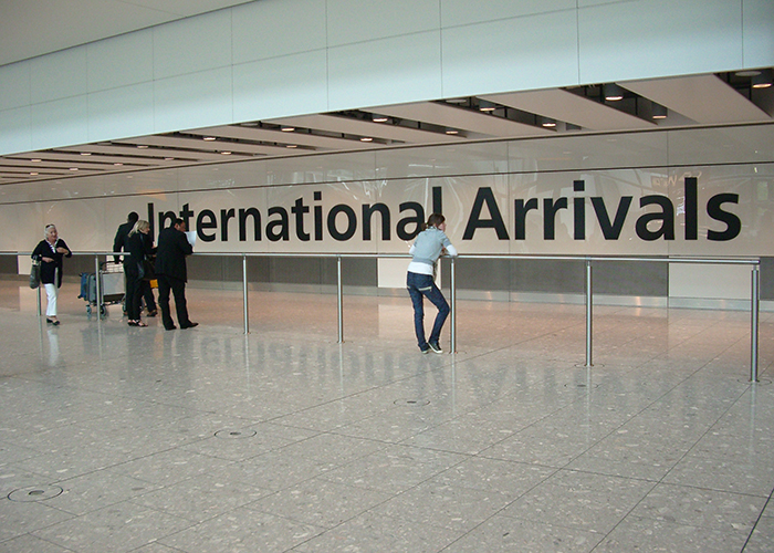 https://d3r8gwkgo0io6y.cloudfront.net/upload/US/arrivals.jpg