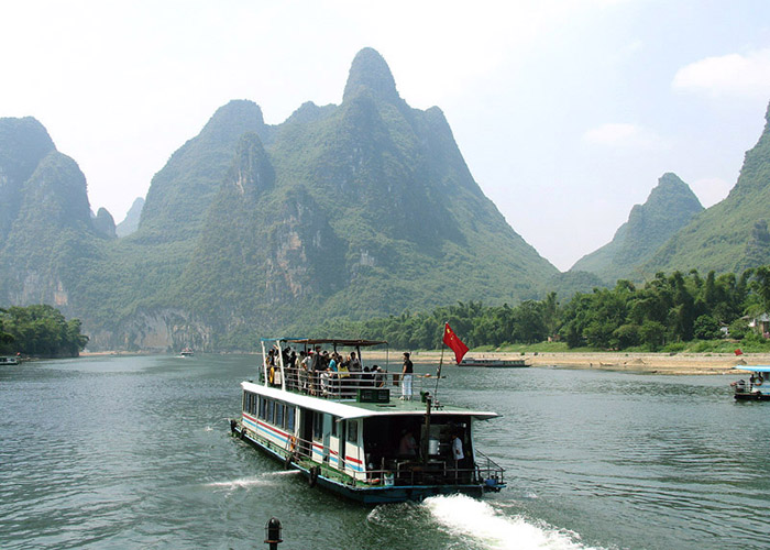 https://d3r8gwkgo0io6y.cloudfront.net/upload/XC/chaina-guilin-li-river-cruise.jpg