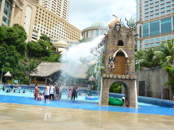 https://d3r8gwkgo0io6y.cloudfront.net/upload/ZC/malaysia-KL-sunway-lagoon-5.jpg