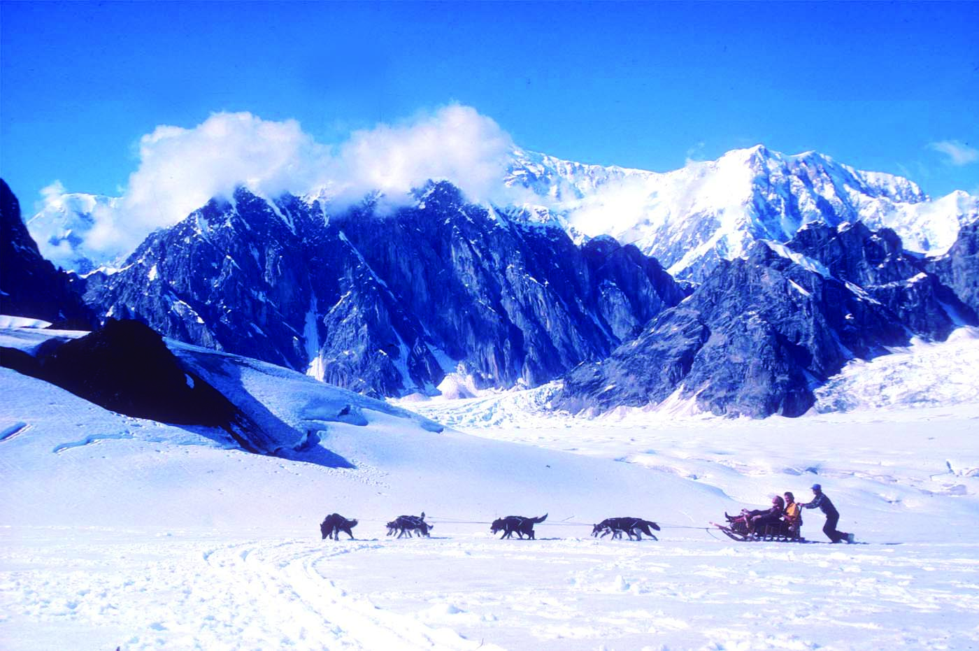 https://d3r8gwkgo0io6y.cloudfront.net/upload/alaska.jpg