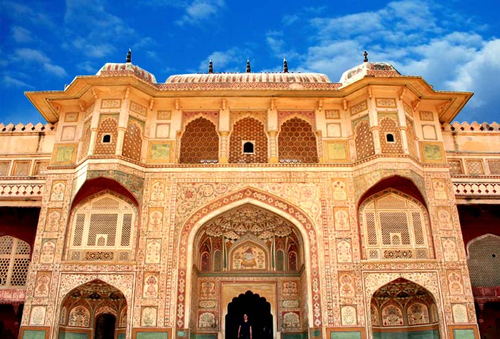 https://d3r8gwkgo0io6y.cloudfront.net/upload/amer-palace-jaipur.jpg