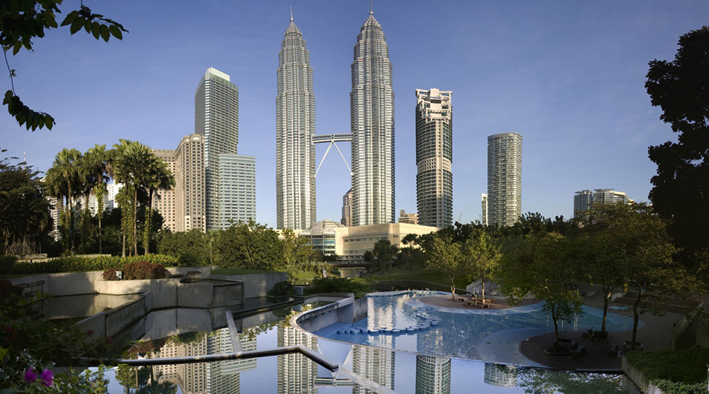https://d3r8gwkgo0io6y.cloudfront.net/upload/beautiful-view-of-kuala-lumpur-malaysia-1600x1333.jpg
