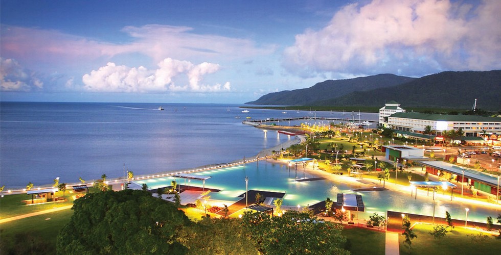 https://d3r8gwkgo0io6y.cloudfront.net/upload/cairns-cairns_great_barrier_reef.jpg