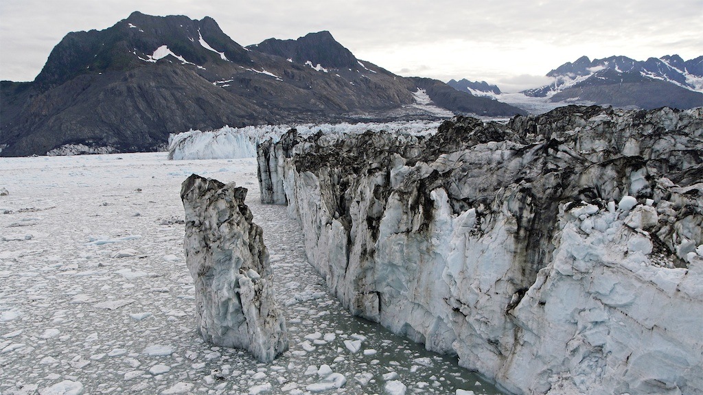 https://d3r8gwkgo0io6y.cloudfront.net/upload/columbia_glacier.jpg