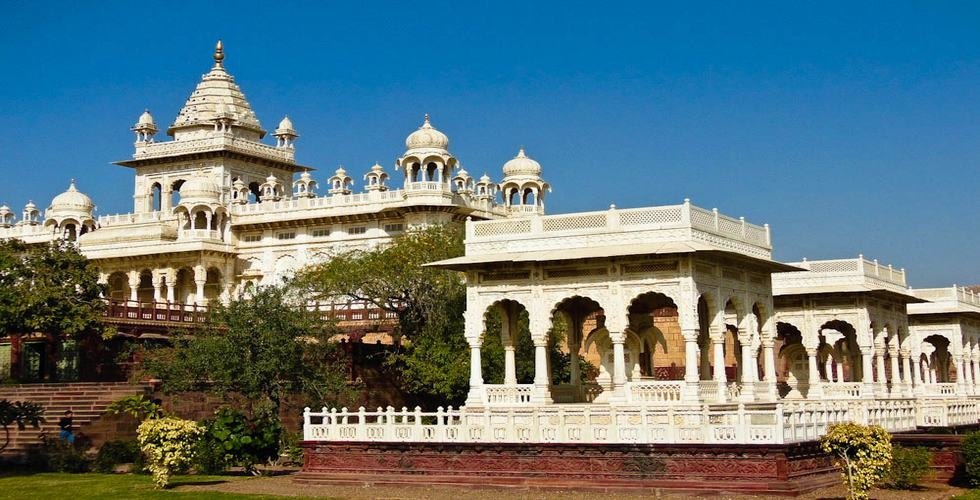 https://d3r8gwkgo0io6y.cloudfront.net/upload/jaswant-thada980x500.jpg