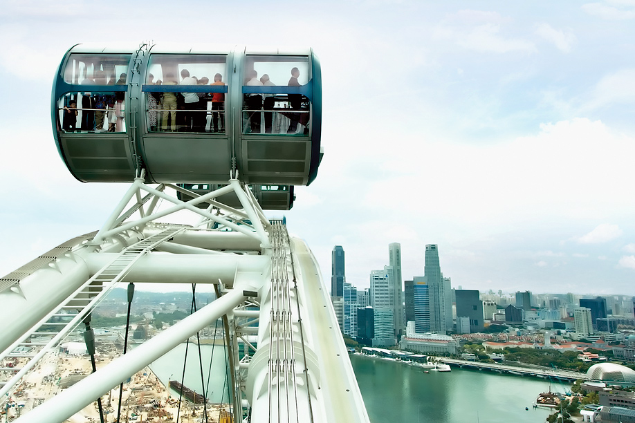 https://d3r8gwkgo0io6y.cloudfront.net/upload/singapore_flyer_lightboxE_918x612_Singapore-Flyer-Pte-Ltd.jpg