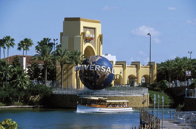 https://d3r8gwkgo0io6y.cloudfront.net/upload/universal-studios-Orlando.jpg